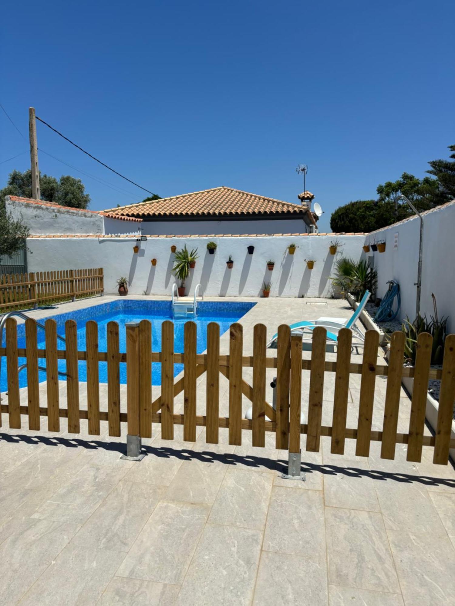 Fantastico Chalet Con Piscina 2 Km De La Barrosa Chiclana de la Frontera Exterior foto